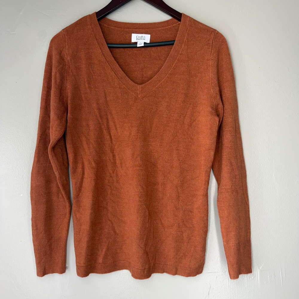 Croft & Barrow Womens V-Neck Sweater Small Burnt Orange Rust Long Sleeve Acrylic